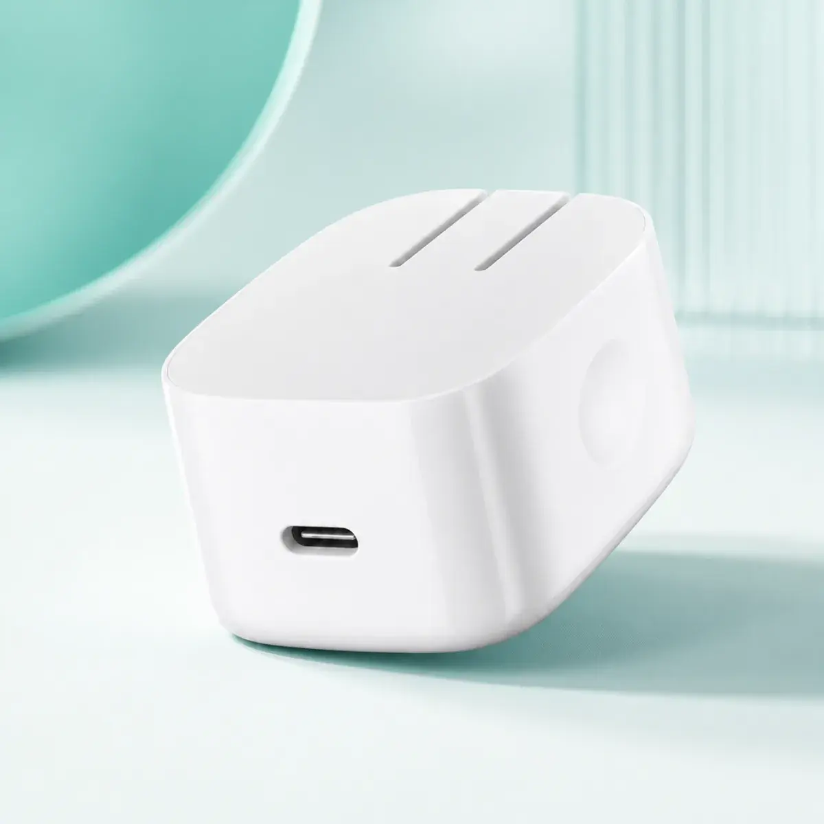 40W Dynamic Power Adapter with 60W Max